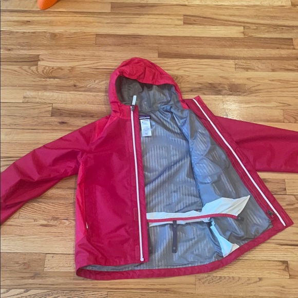 Patagonia Girl’s 2 in 1 Jacket - Picture 11 of 11